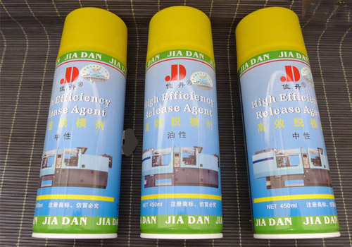 硅膠翻模用水性脫模劑還是油性脫模劑好